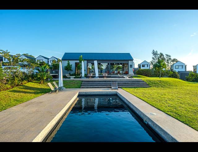 2 BEDROOM TOWNHOUSE TO LET IN ELALENI COASTAL FOREST ESTATE